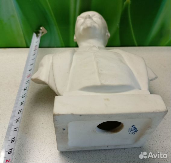 Бюст Ленина. Бисквит,лфз