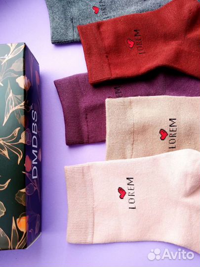 Носки женские в подарочной коробке с мылом