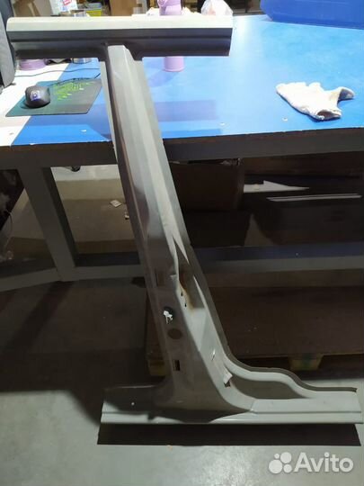 Стойка Кузова Средн. пр. Volvo (6817687), прав/лев