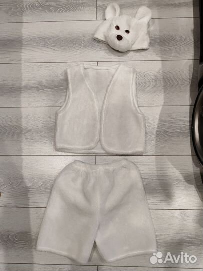 Новогодний костюм белого медведя