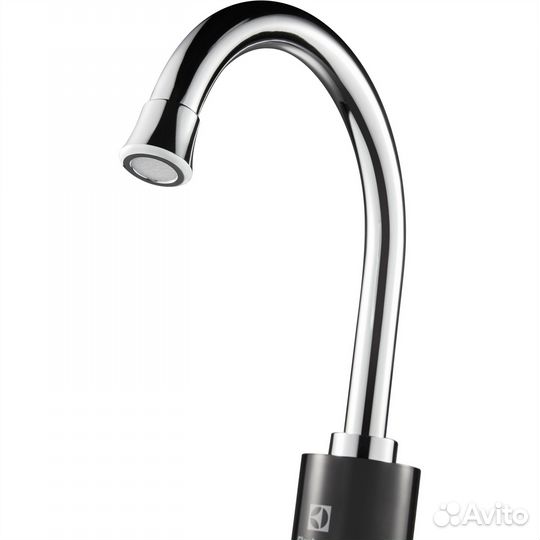 Водонагреватель проточный Electrolux черный