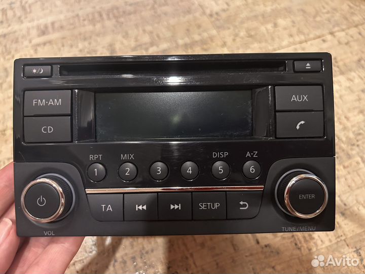 Продам штатную магнитолу Nissan Qashqai