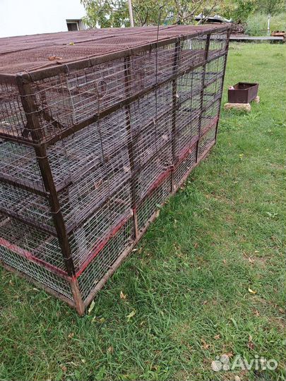 Большая клетка для птиц