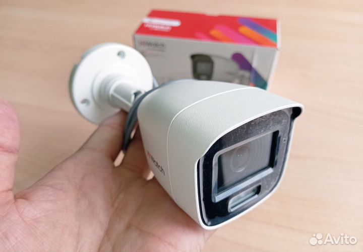 Камера аналог 5Мп HiWatch DS-T500L с мкф, цв ночью