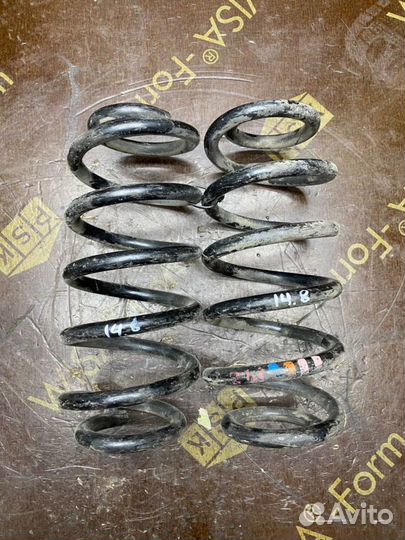 Пружина передняя Ауди А4 8e 1BA 1BR 0JK 1606