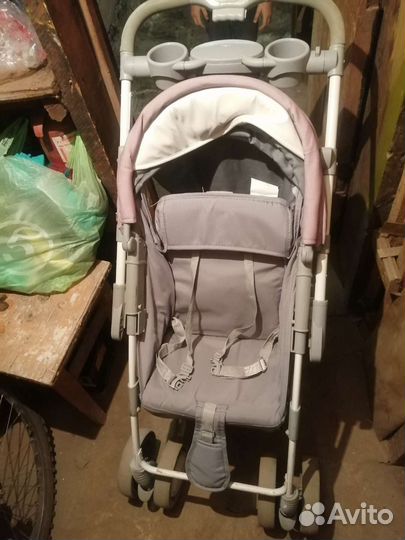 Прогулочная коляска