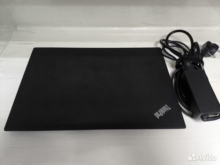 Ультрабук Lenovo thinkpad X1 Carbon (5th Gen)