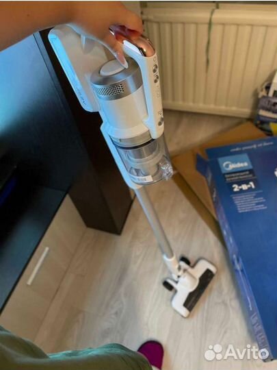 Беспроводной пылесос Midea