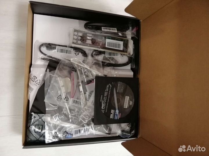 Материнская плата asus WS C422 PRO/SE (новая)