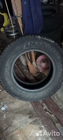 Marshal I'Zen KW31 215/70 R16 100