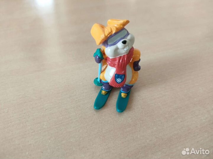 Игрушки из киндер сюрприза 90х, разные коллекции