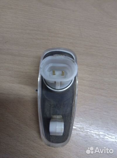 Datsun on-DO I повторитель на крыло правый