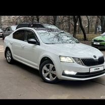 Skoda Octavia 1.6 AT, 2019, 379 000 км, с пробегом, цена 1 380 000 руб.