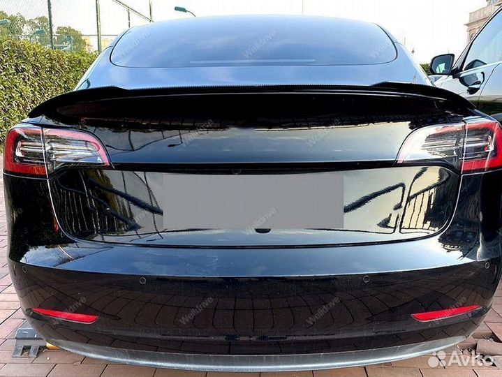 Спойлер Tesla Model Y Maxton черный