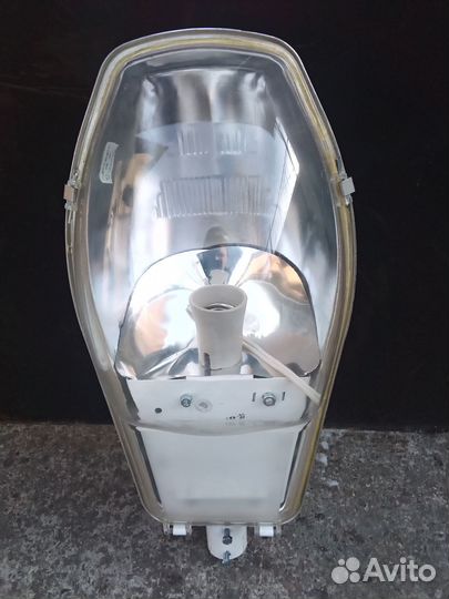 Светильник консольный (уличный) жку-250-001 -У1