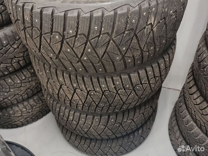 Dunlop Ice Touch 225/50 R17 94T