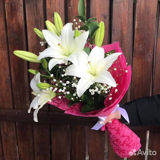Букеты из лилий
