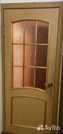 Дверь со стеклом