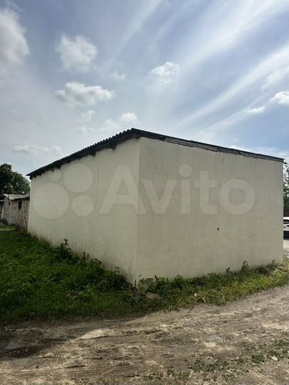 Гараж, > 30 м²