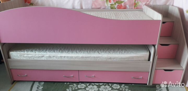 Кровать двухъярусная выдвижная детская