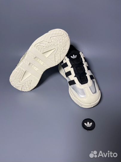 Кроссовки детские adidas