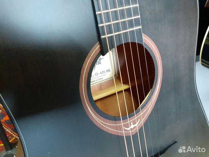 Гитара дредноут