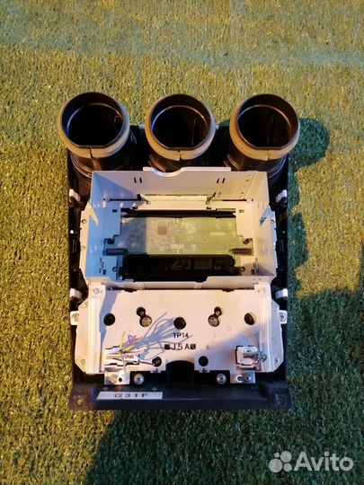 Блок управления климат-контролем G31J-61-190 Mazda