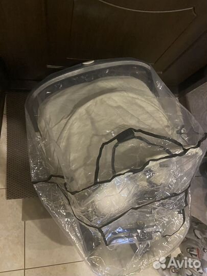 Дождевик на автолюльку с колесами