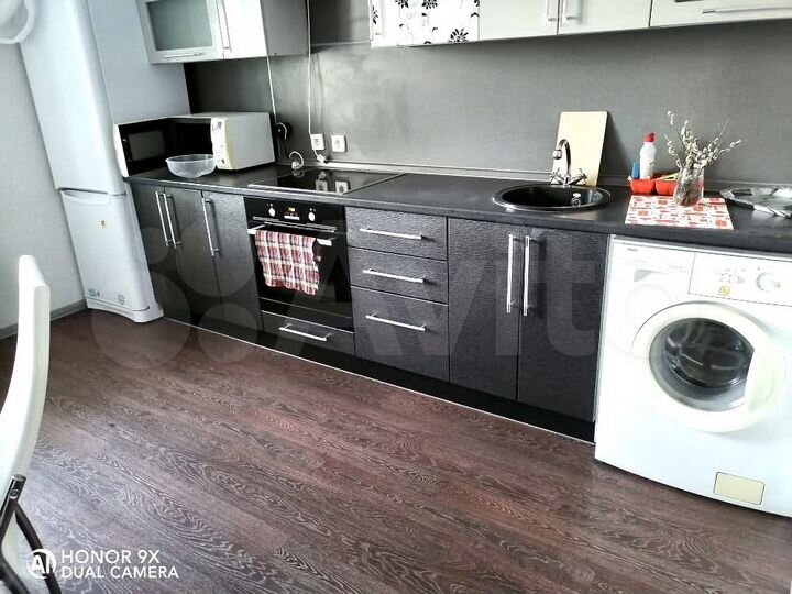 2-к. квартира, 50 м², 2/10 эт.