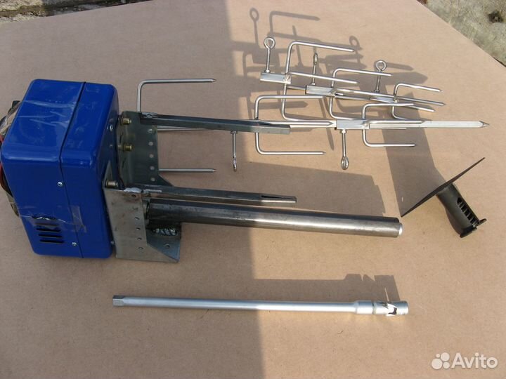 Вертел для установки в каменные барбекю