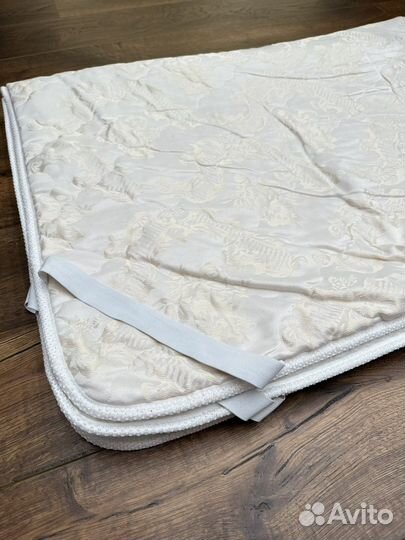 Наматрасник двусторонний с шерстью мериноса