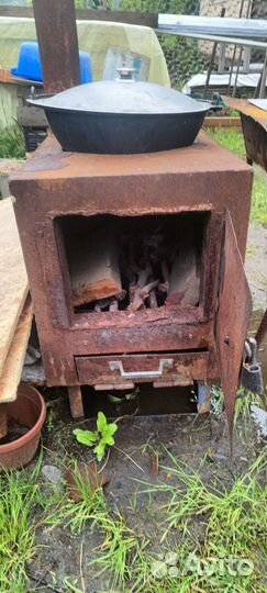 Печь для казана с трубой,и мангал
