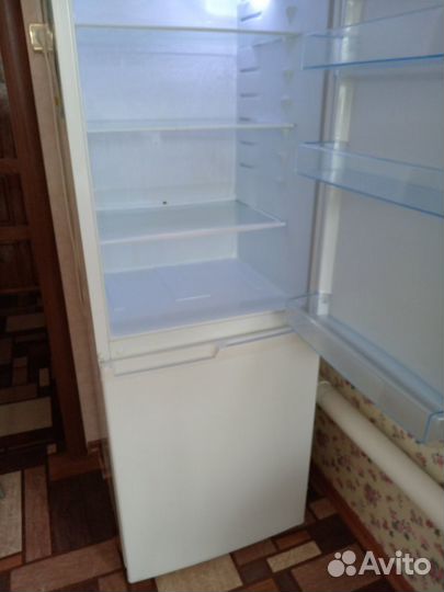 Холодильник DON
