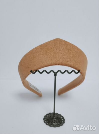 Ободок-кокошник. Кокошник на ободке экозамша беж