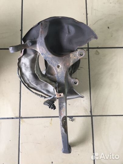 Ступица поворотный кулак Mercedes C200 W202