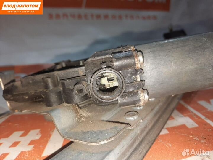 Стеклоподъемник передний правый Renault Logan