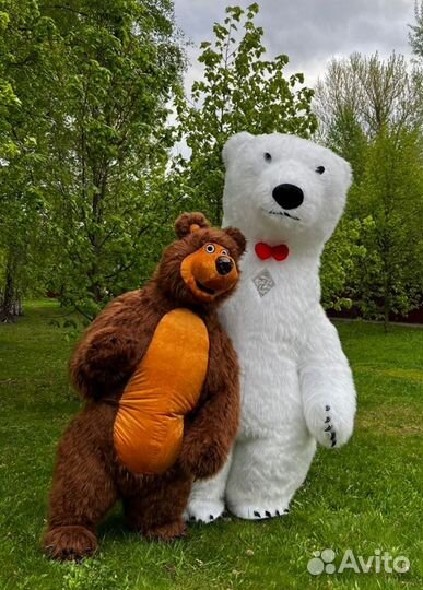 Белый мишка на праздник