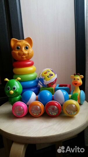 Развивающие игрушки пакетом