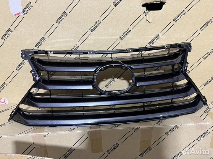 Решетка Lexus Nx