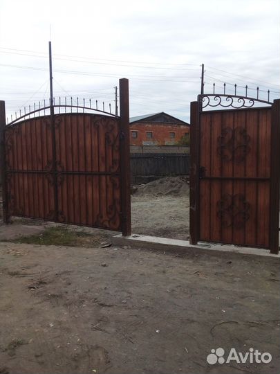 Ворота распашные кованные