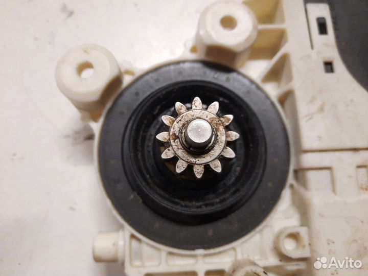 Мотор стеклоподъемника перед правый Ford Focus 2