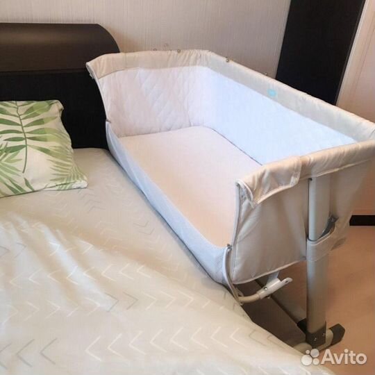 Детская кроватка прикроватная