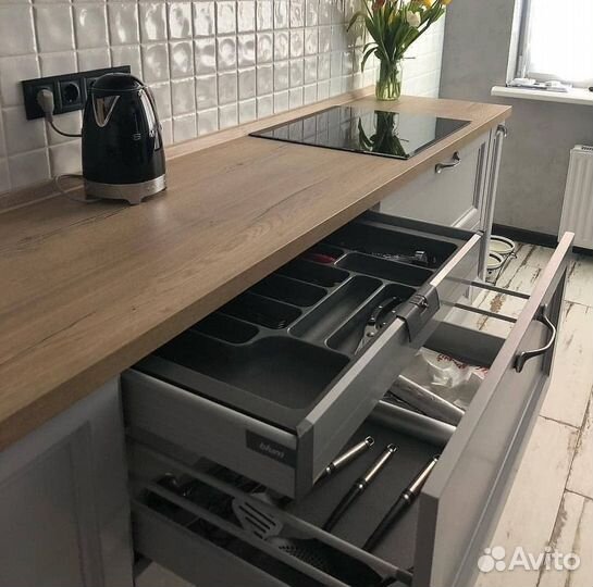 Кухонный гарнитур на заказ. Долговечные материалы