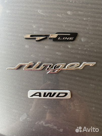 Эмблема надпись kia stinger (набор)
