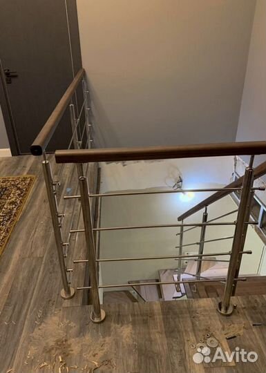 Обшивка ступеней Ясенем