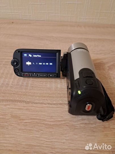 Видеокамера canon legria