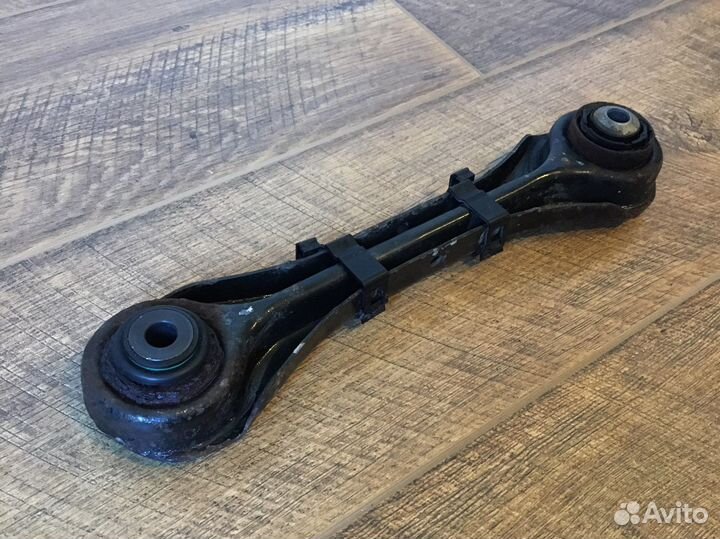 Поперечный рычаг подвески BMW E87