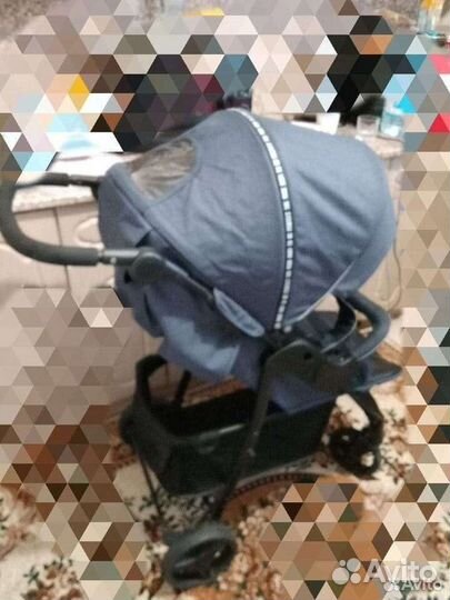 Коляска прогулочная