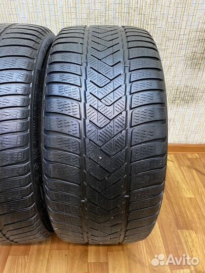 Pirelli Winter Sottozero 3 275/35 R19