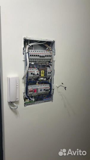 Электрик. Частный Электрик. Услуги Электрика